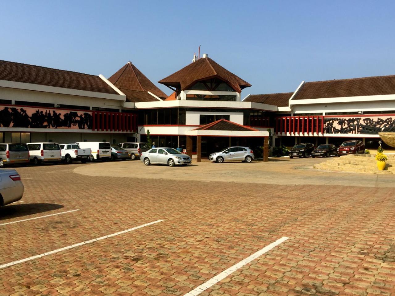Elmina Beach Resort Exterior foto