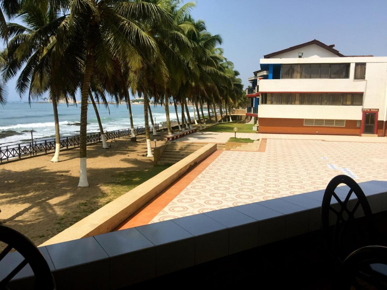 Elmina Beach Resort Exterior foto